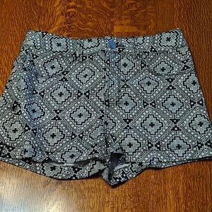 American Heritage Shorts Aztec Print